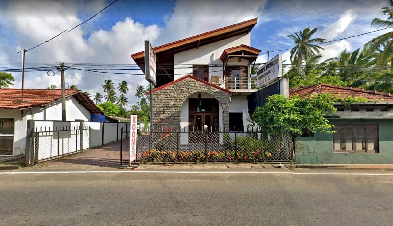 White Horse Mirissa Hotel Exterior foto